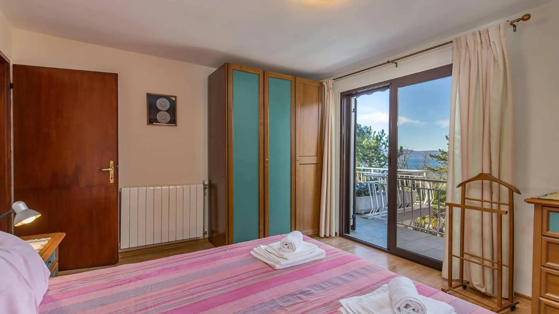 Apartments By The Sea Njivice, Krk - 21868 Croatia